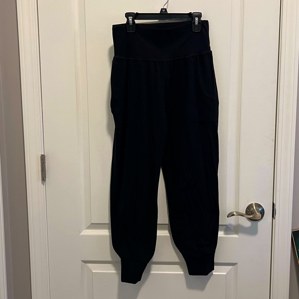 Athleta Salutation Jogger
